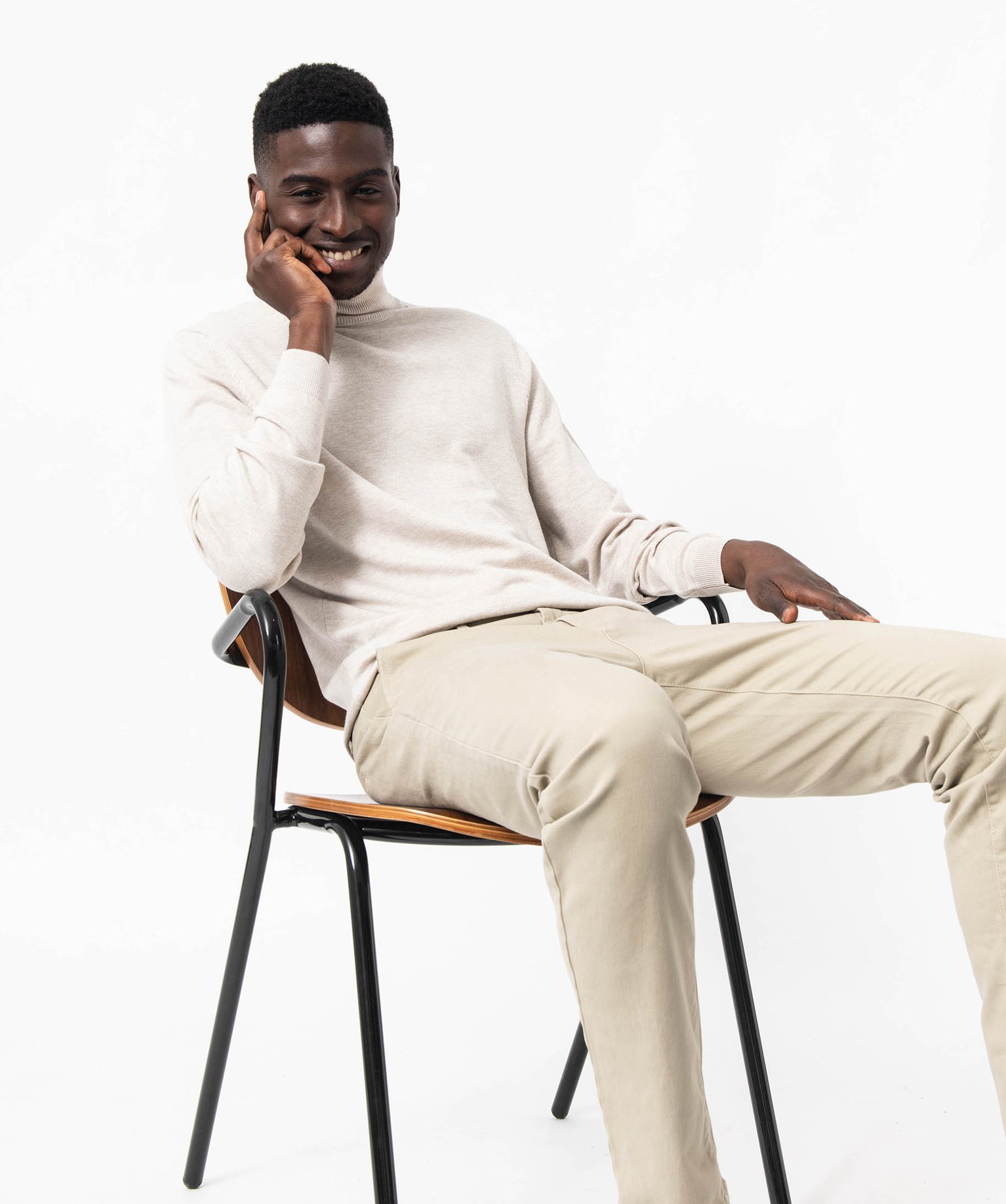 Pull à col roulé en maille fine homme ecru | GEMO