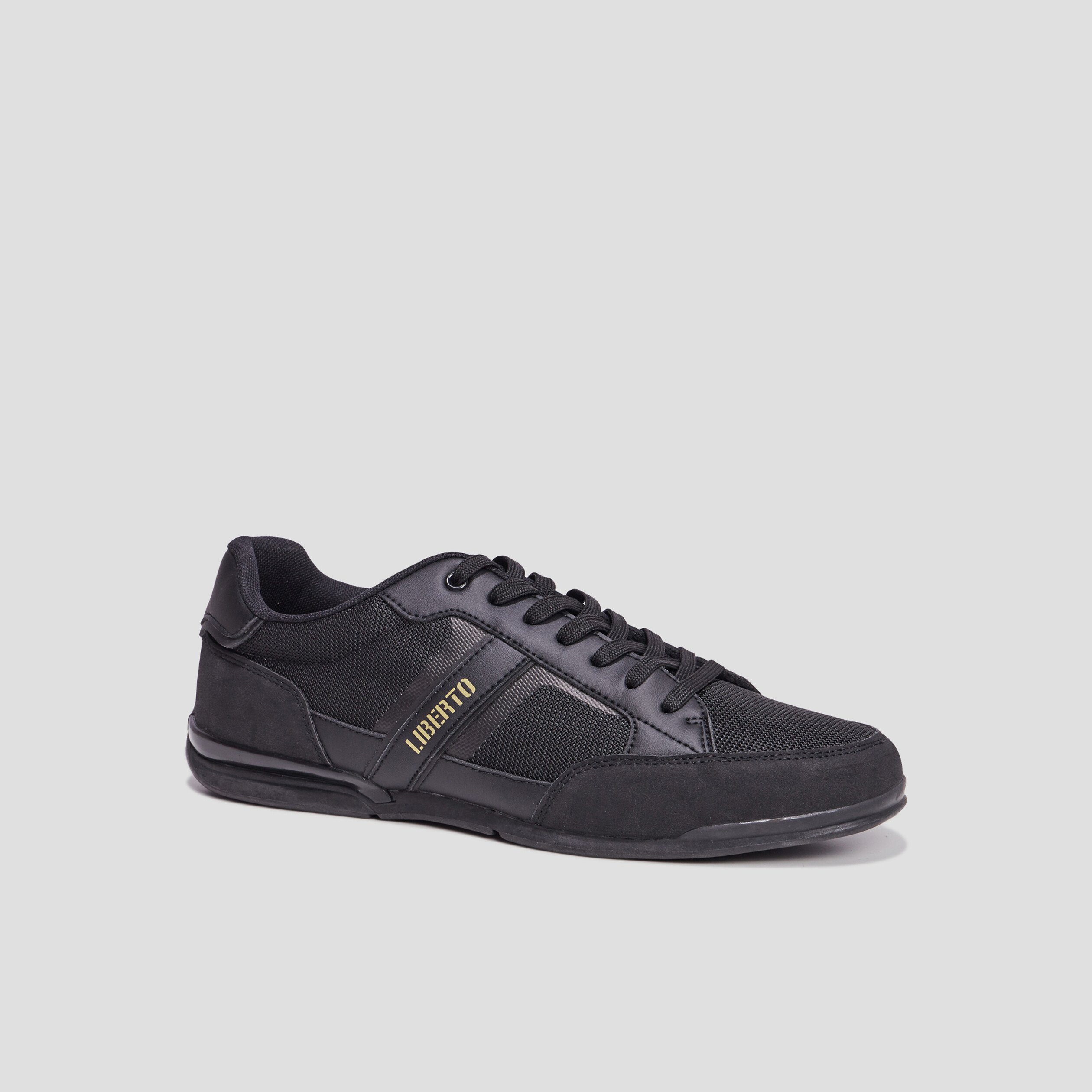 Tennis basses à lacets Liberto Tayou noir homme | La Halle
