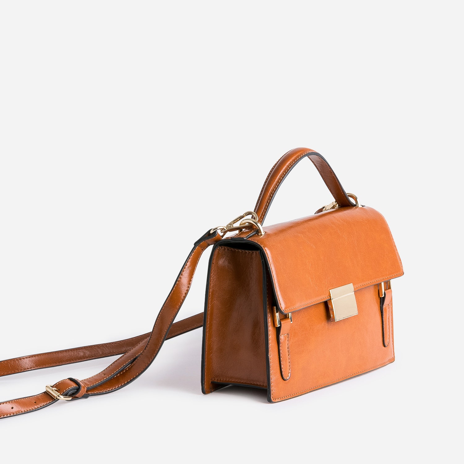 Sac à main camel détails brides