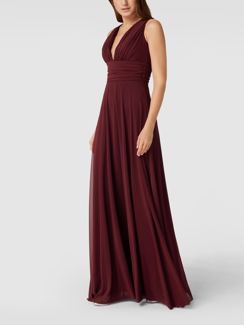 Abendkleid mit Raffungen in kirschrot