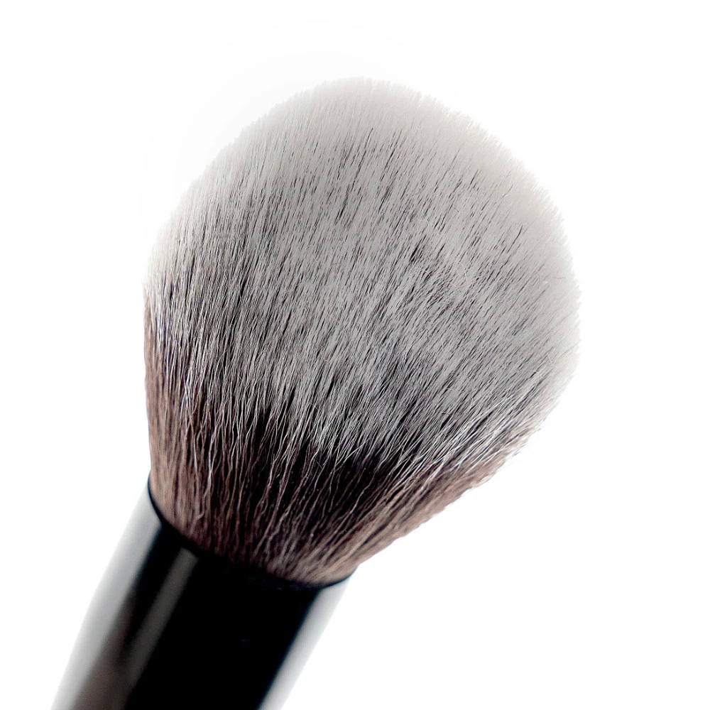 Brushworks br. 10 kist za bronzer