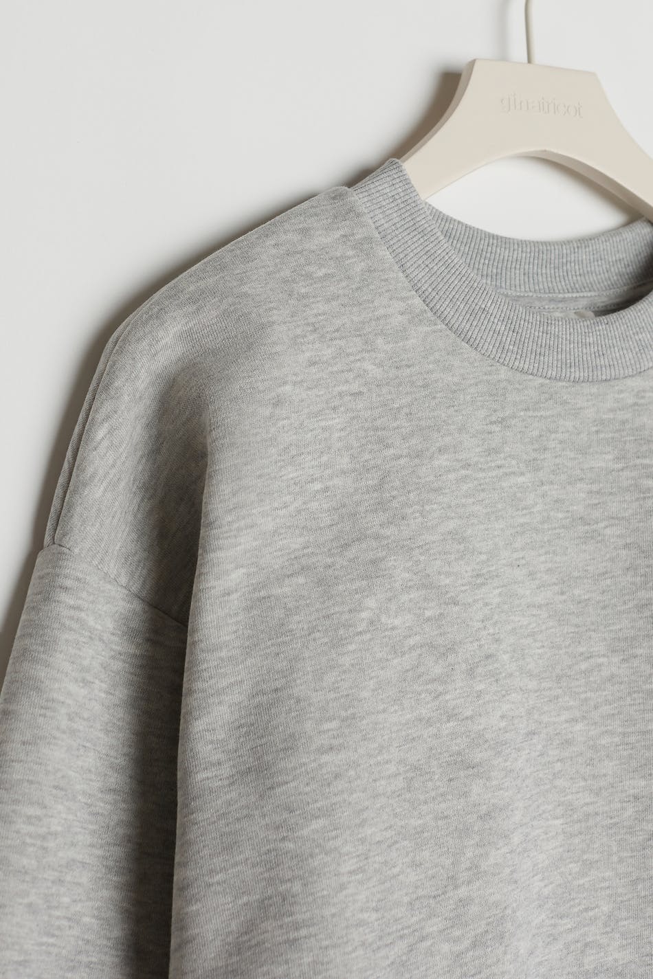 Basic long sweatshirt