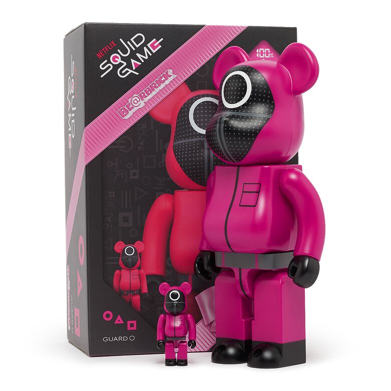 Medicom Bearbrick Squid Game Guard ○ 100% & 400% multicolor