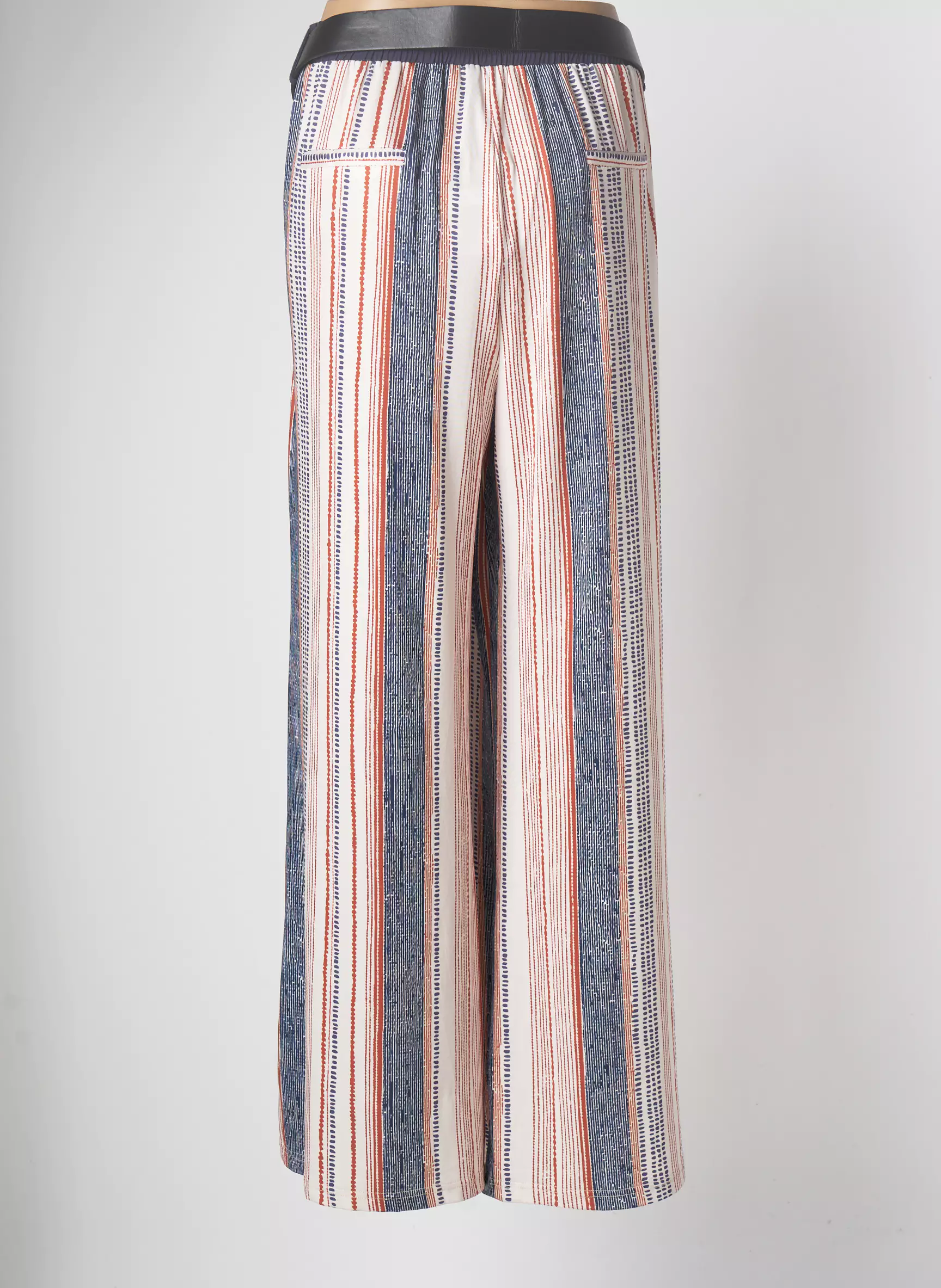 K Design Pantalons Larges Femme couleur bleu