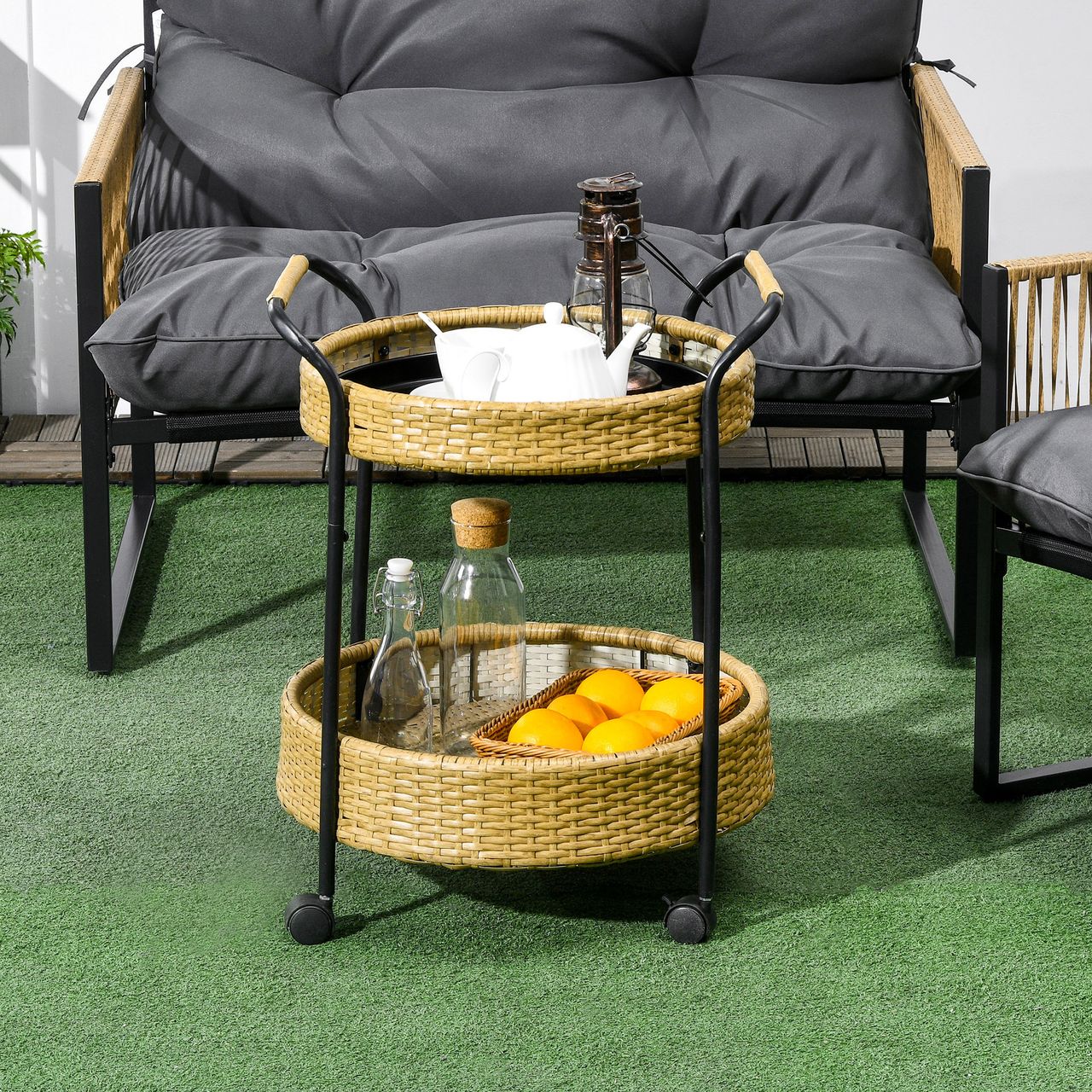 Outsunny Servierwagen Rattan Gartenrollwagen Trolley mit 2 Regalen Natur