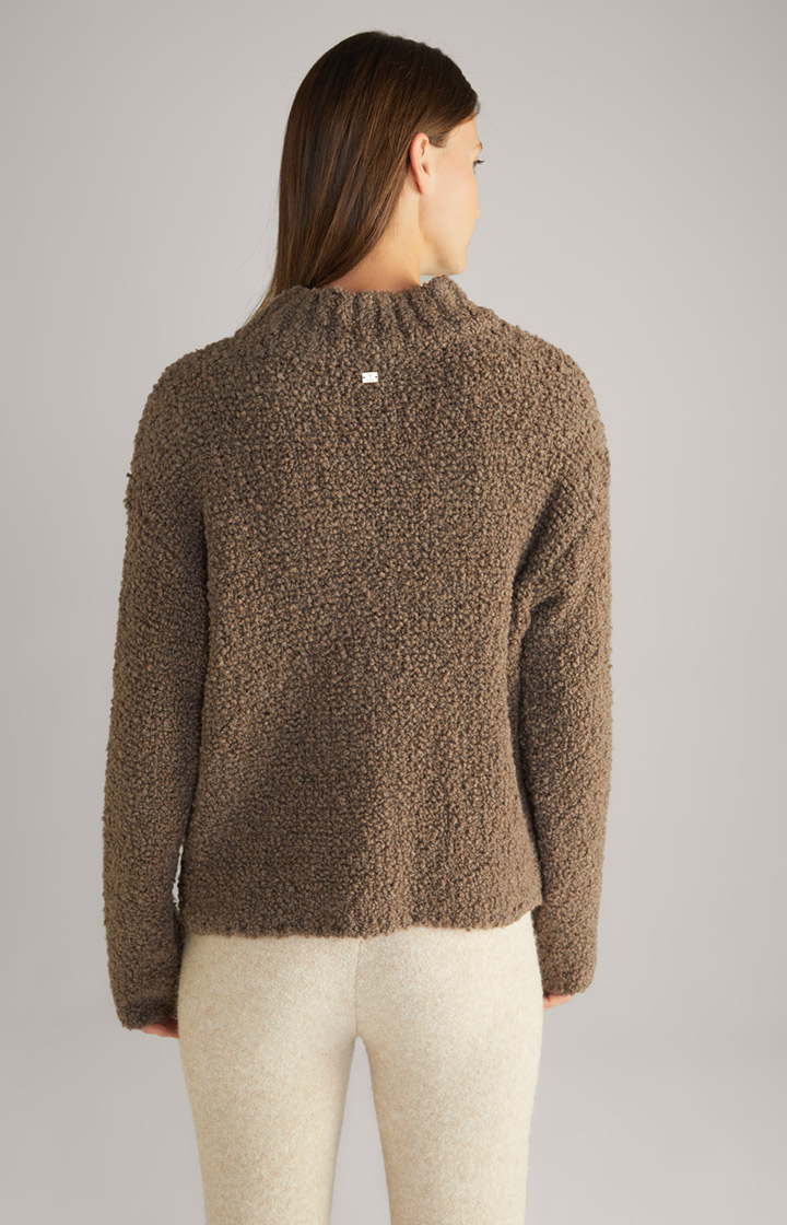 Pullover in Braun