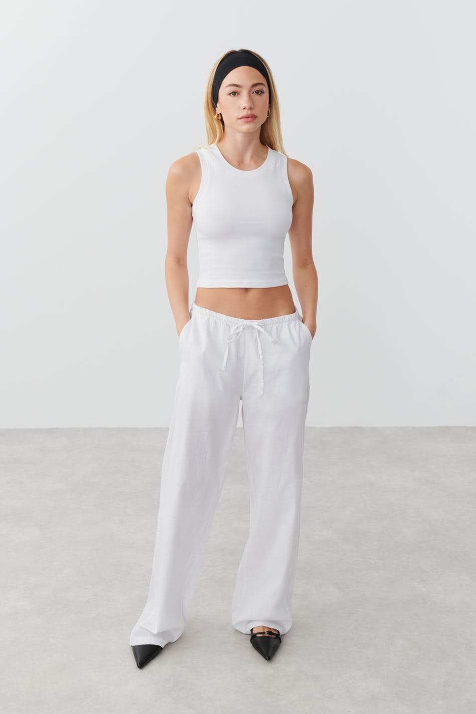 Cropped stretch tank
