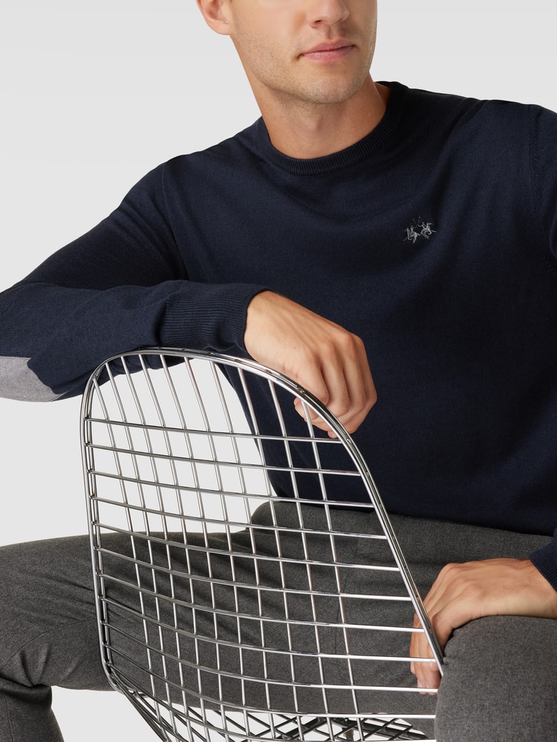 Strickpullover mit Label-Stitching in marineblau