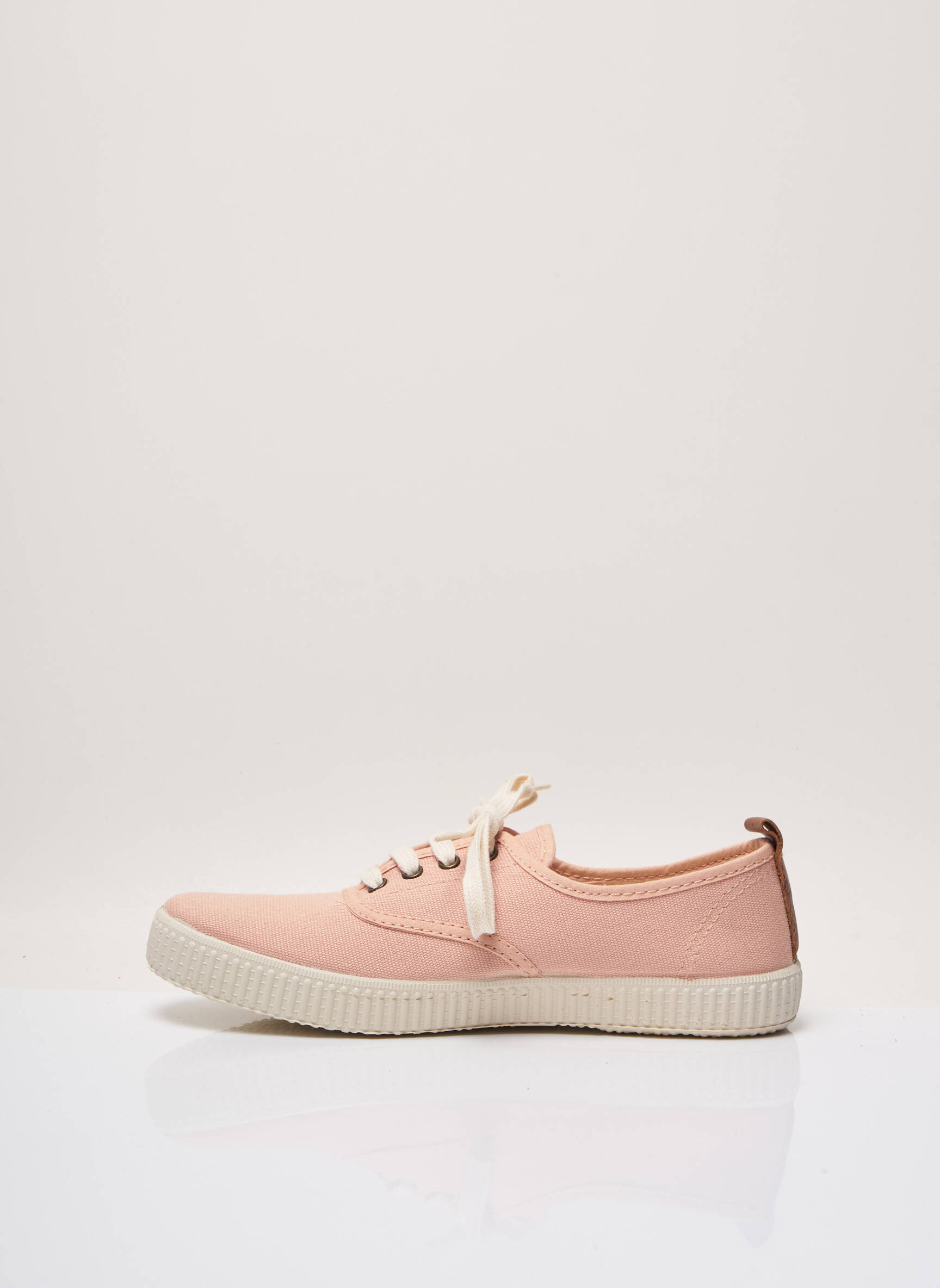 Victoria Baskets Femme couleur rose