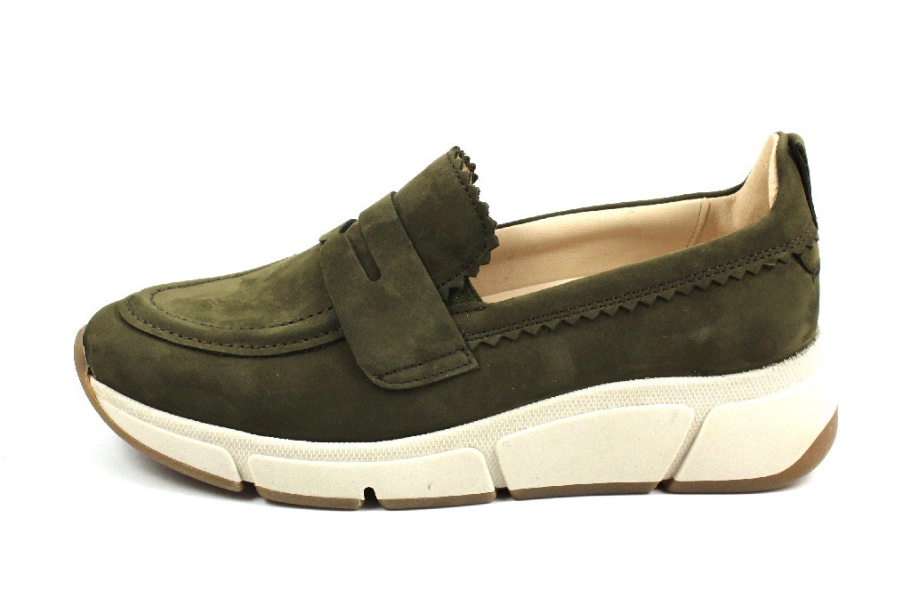 GABOR Sportliche Slipper grün