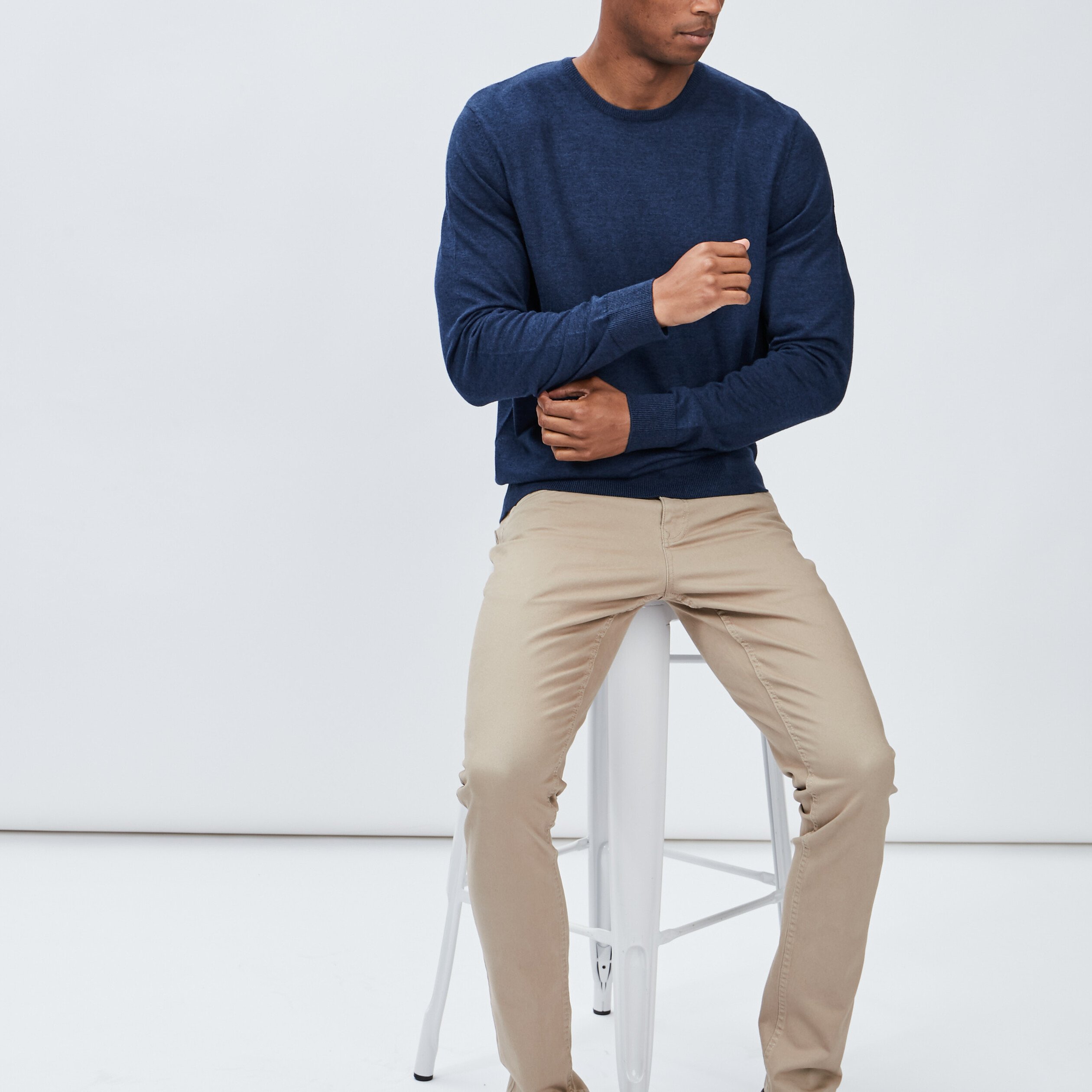 Pull droit col rond bleu foncé homme | La Halle