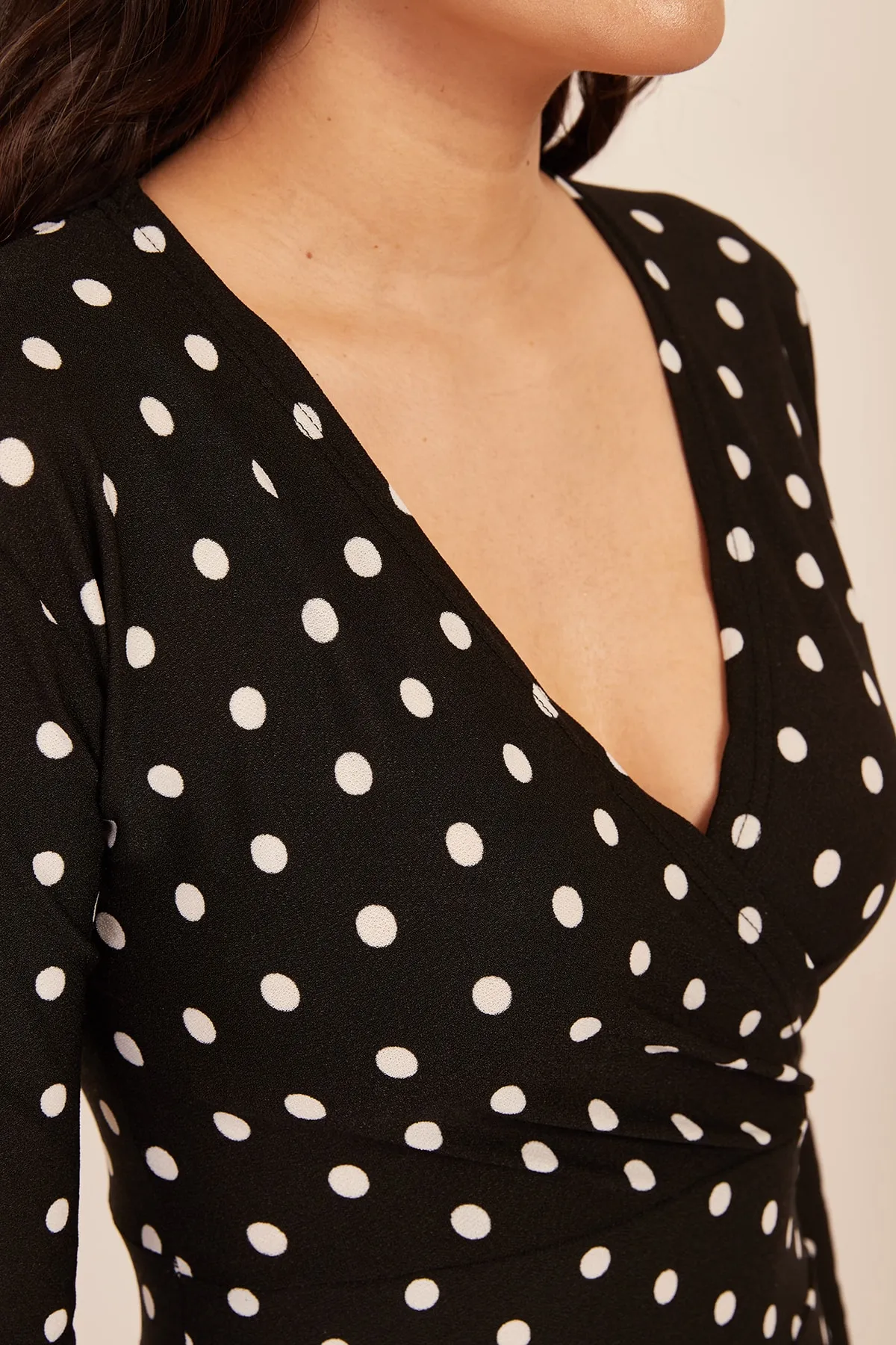 Olalook  Schwarzes zweireihiges Polka Dot-Kleid für Damen ELB-19000875