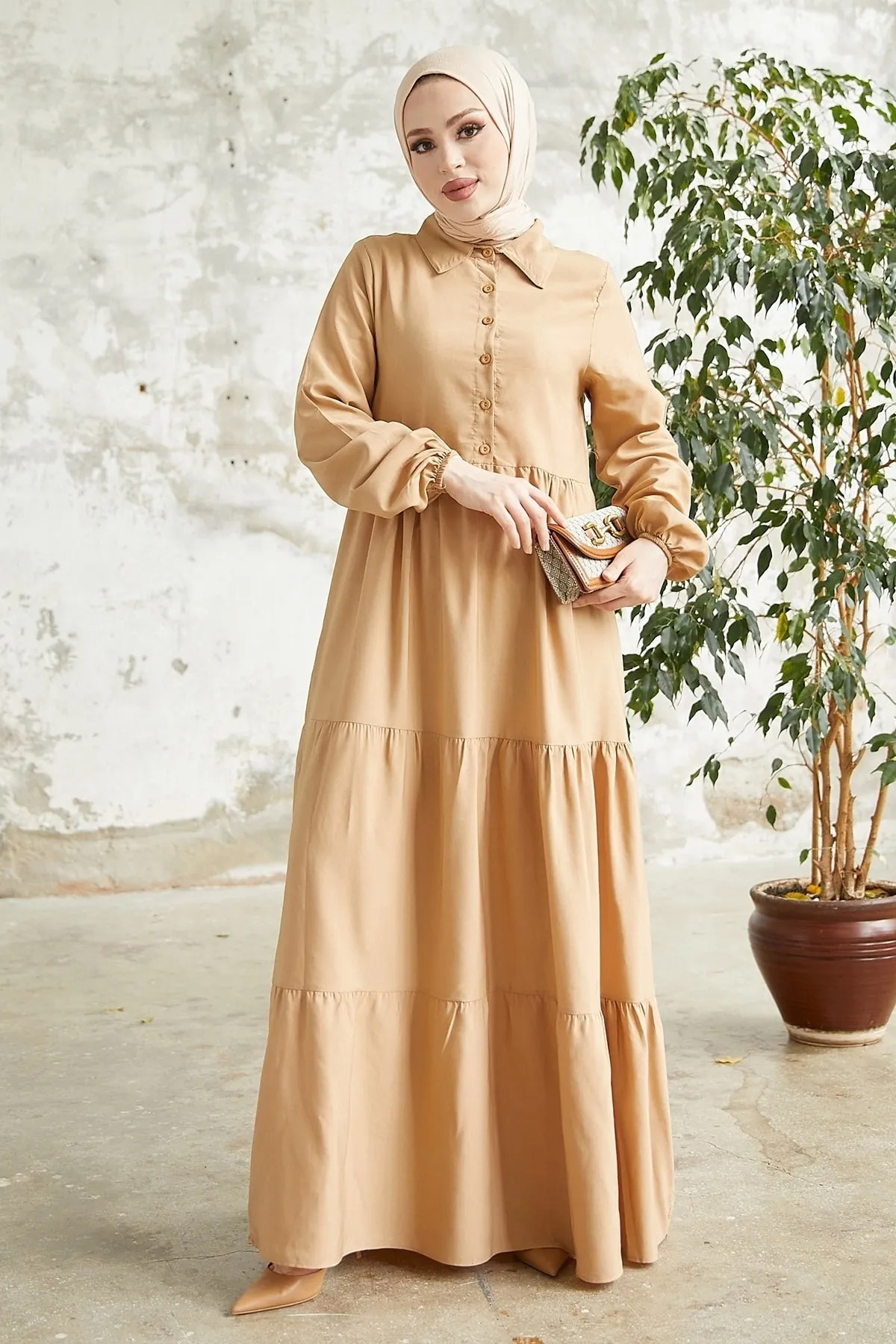 InStyle  Albera Hemdkragen-Kleid mit Knöpfen – Beige