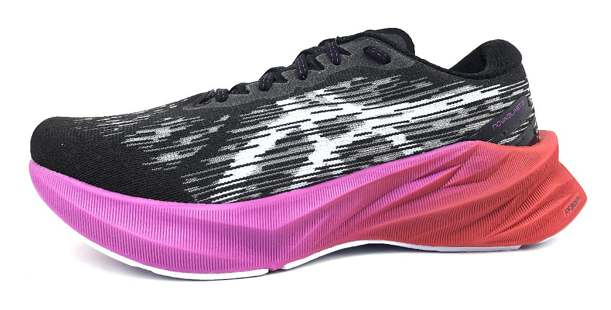 Asics Novablast 3 1012B288-002 Schwarz 002 black pink