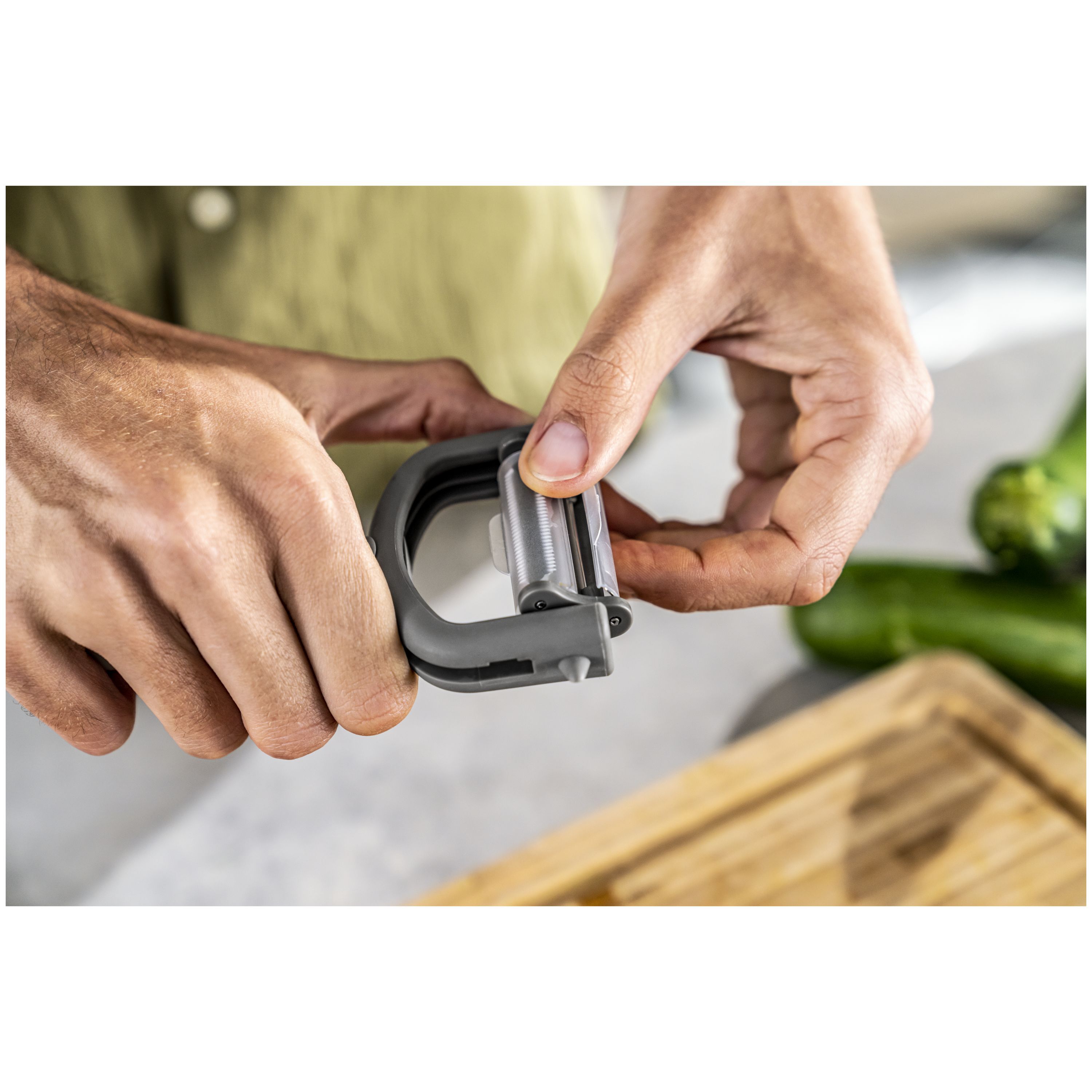 5-in-1 Sparschäler, Grau