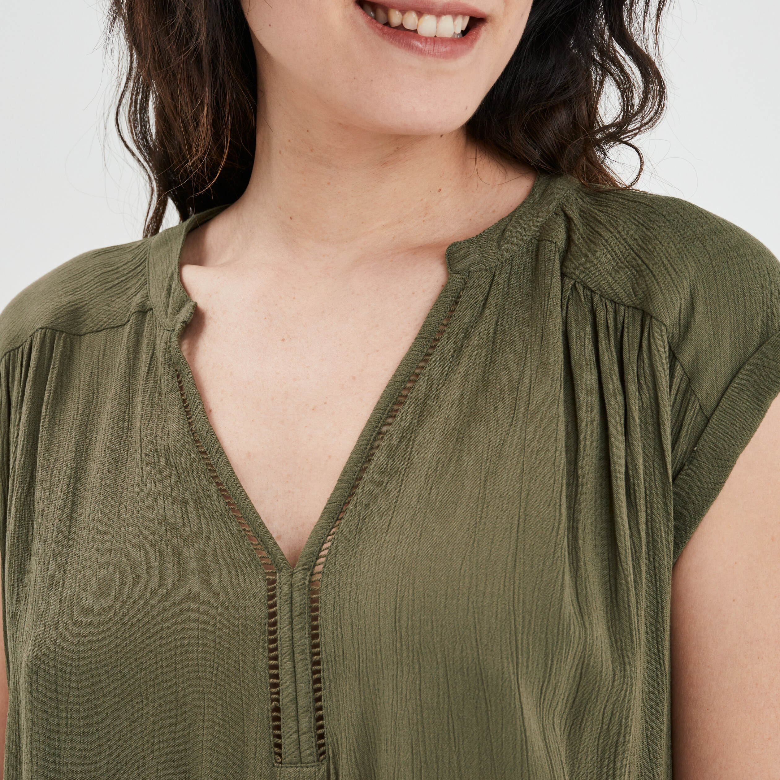 Blouse manches courtes vert kaki femme | La Halle