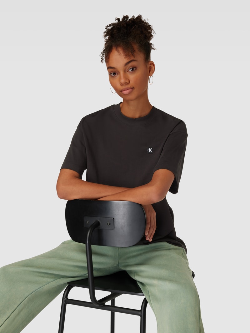 Oversized T-Shirt mit Rundhalsausschnitt in black