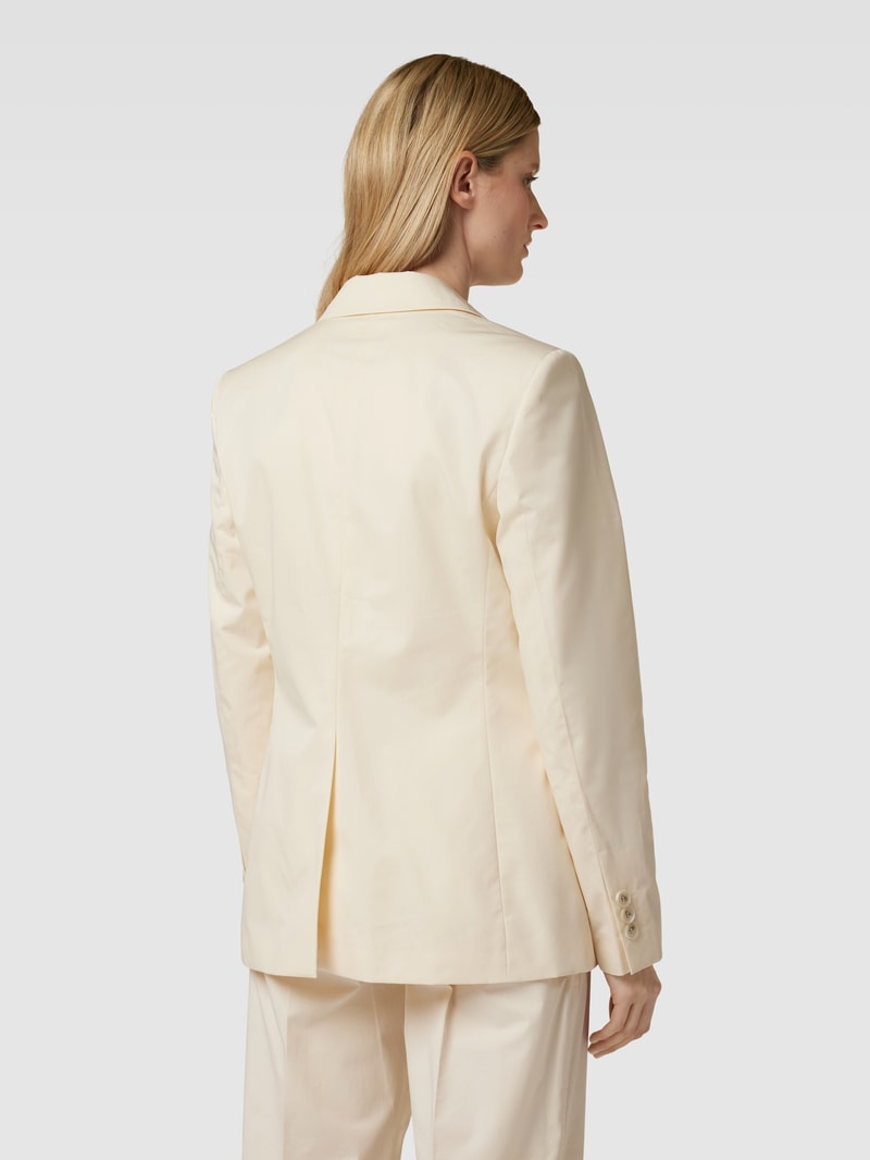 Blazer mit Pattentaschen in offwhite