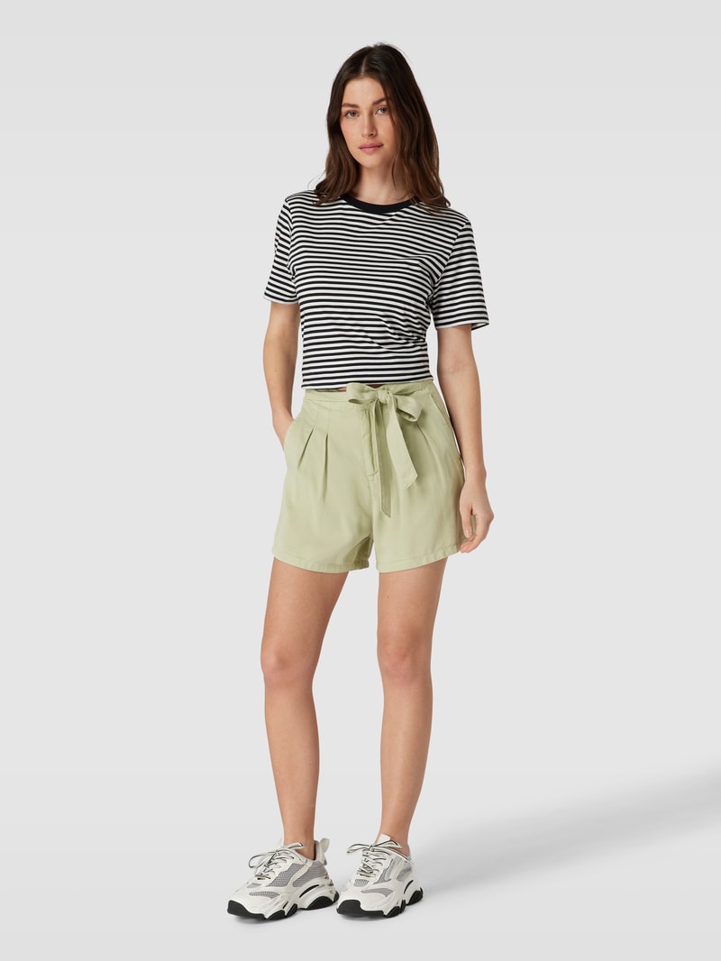 Shorts aus Lyocell mit Stoffgürtel Modell 'MIA' in mint