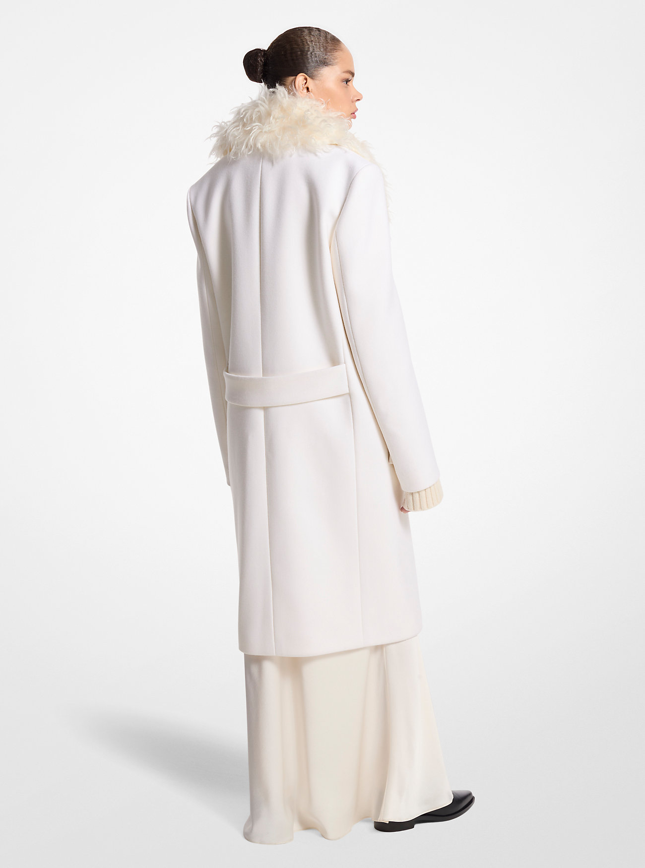 Dobbeltspent kåpe i ullmelton og mohair – IVORY