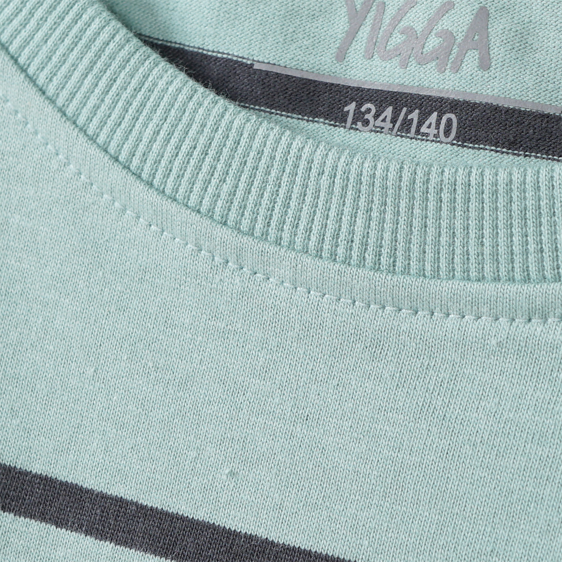 Jungen Langarmshirt mit kleinem Print