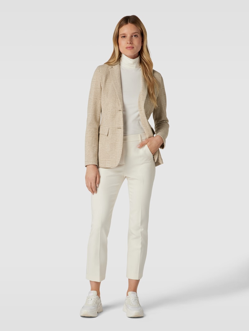 Blazer mit Pattentaschen in offwhite