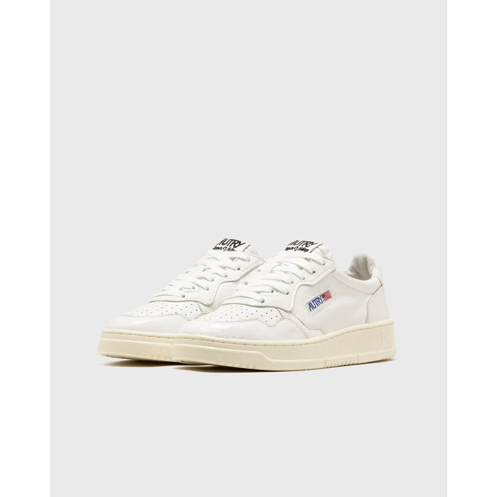 Autry WMNS SUP VINT LOW AVLWGR06 / weiss
