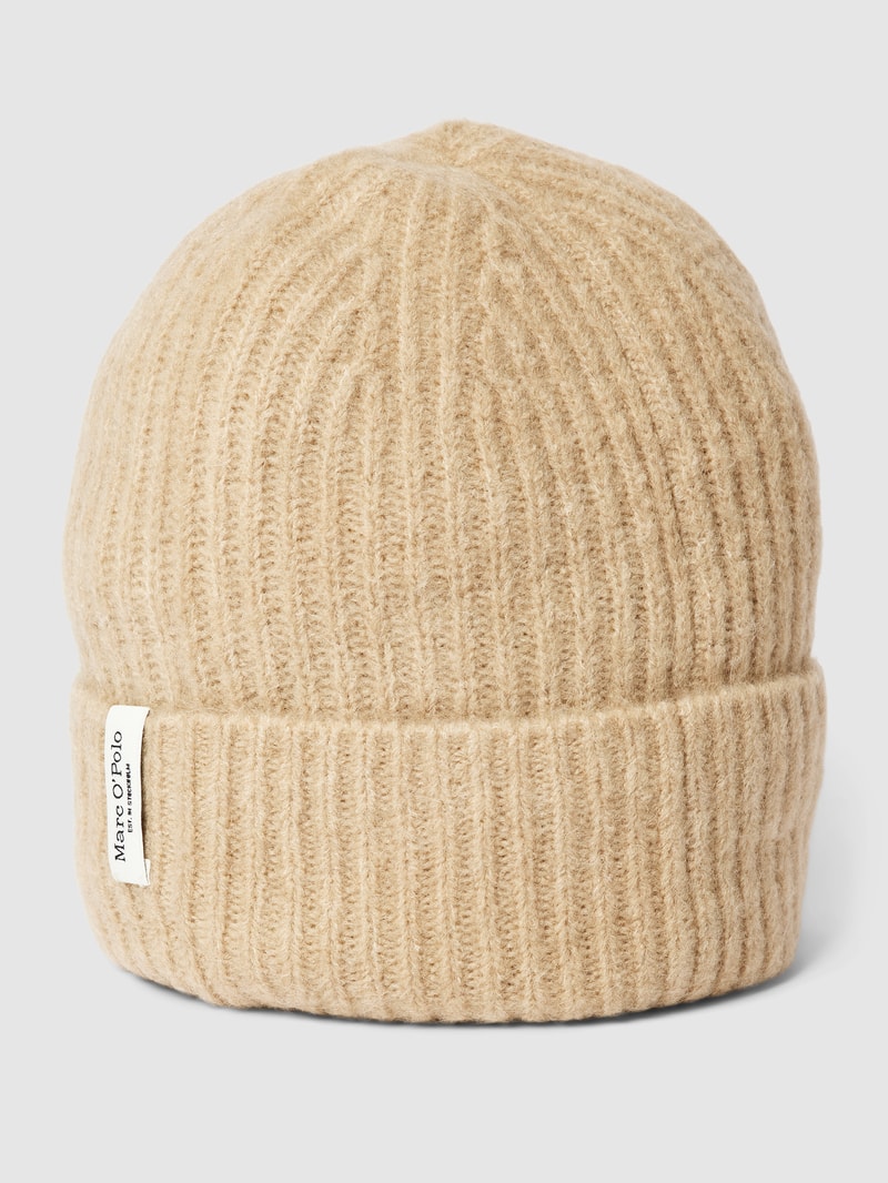 Beanie mit Label-Detail in beige meliert