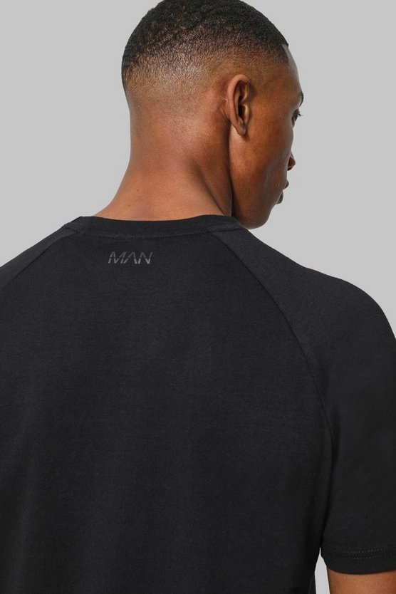Muscle-Fit Muscle-Fit T-Shirt