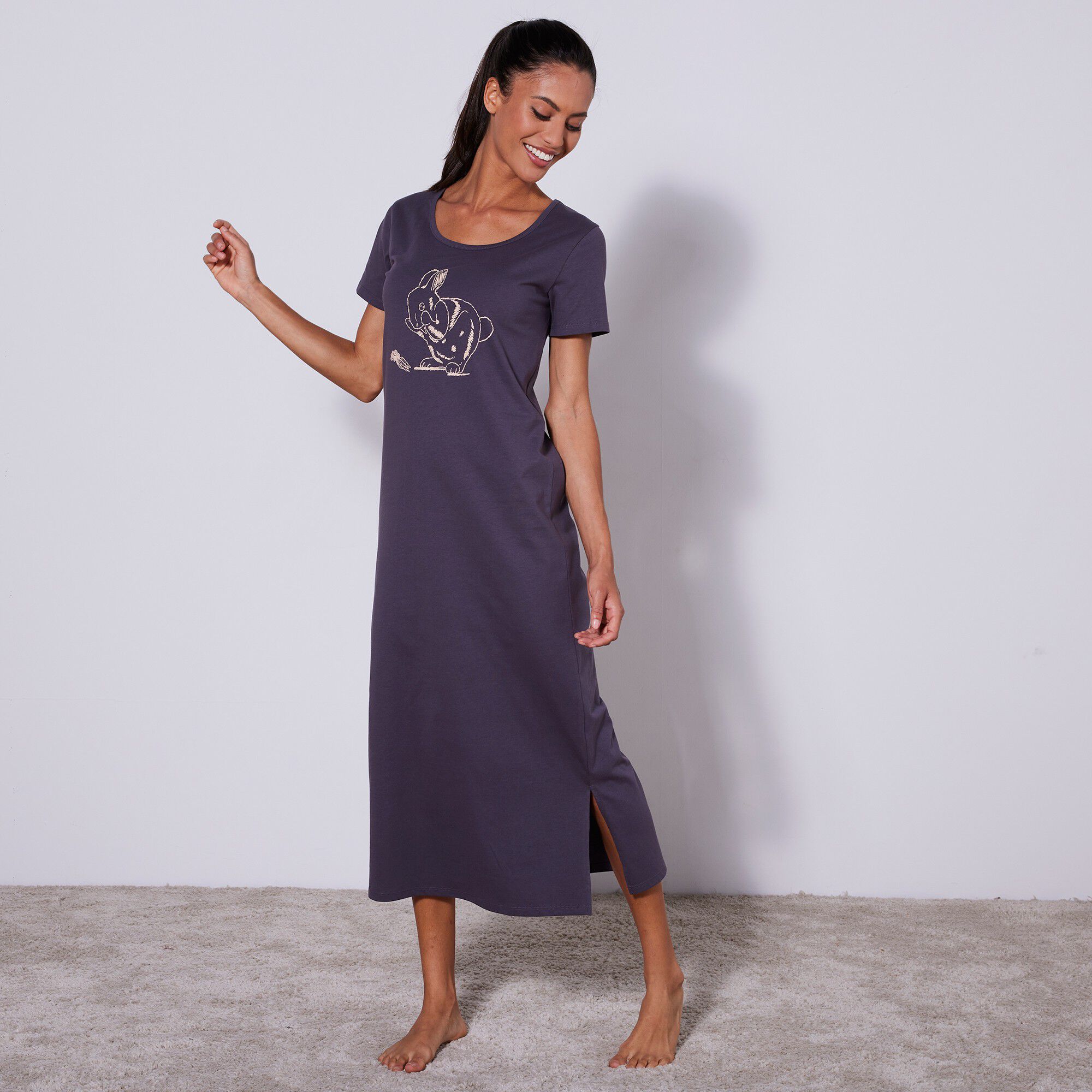 Chemise de nuit longue manches courtes imprimé «Lapin»