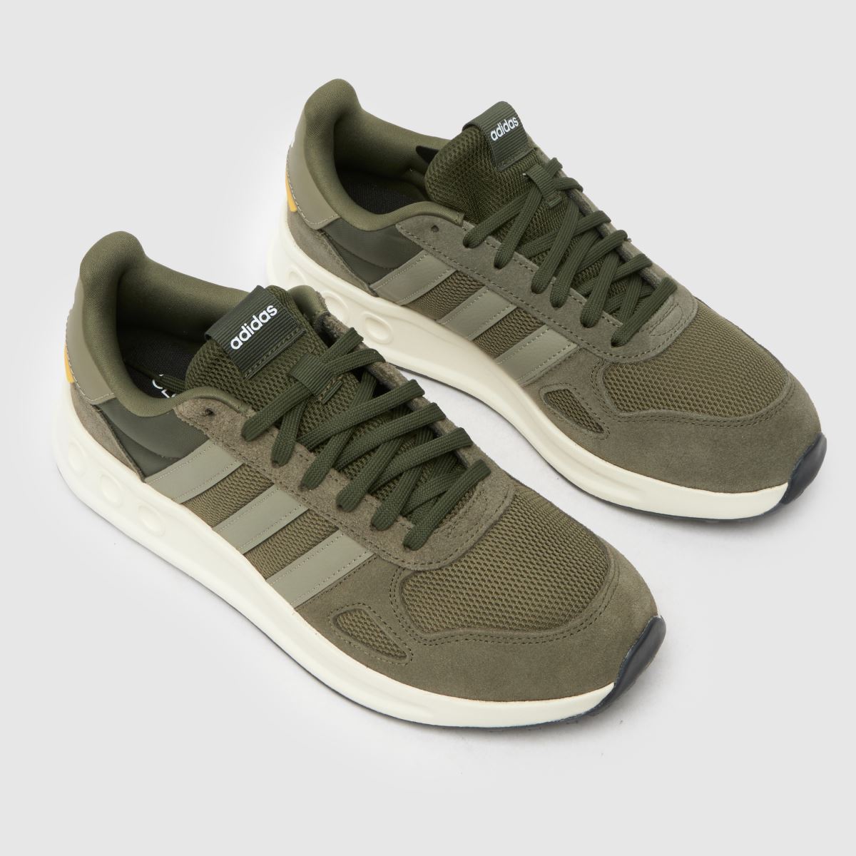 adidas Run 84 – Khakifärgade träningsskor