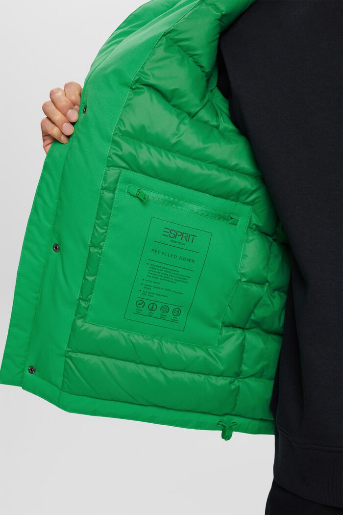 Daunenjacke mit Kapuze
