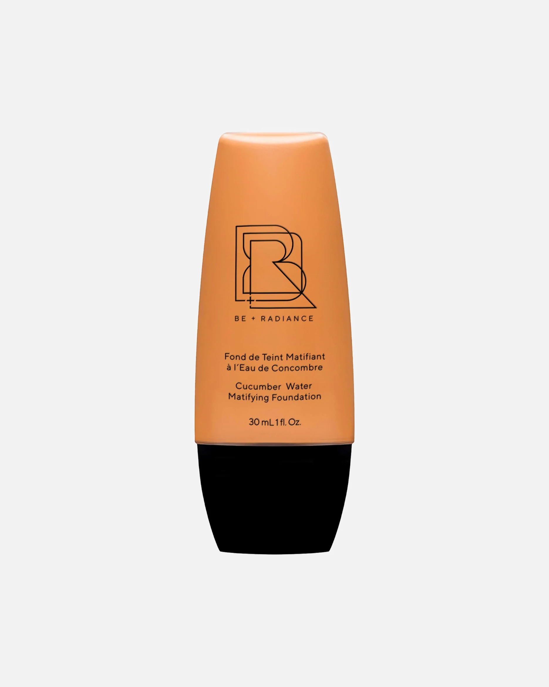 BE + Radiance Mattifying Foundation z wodą ogórkową nr 08