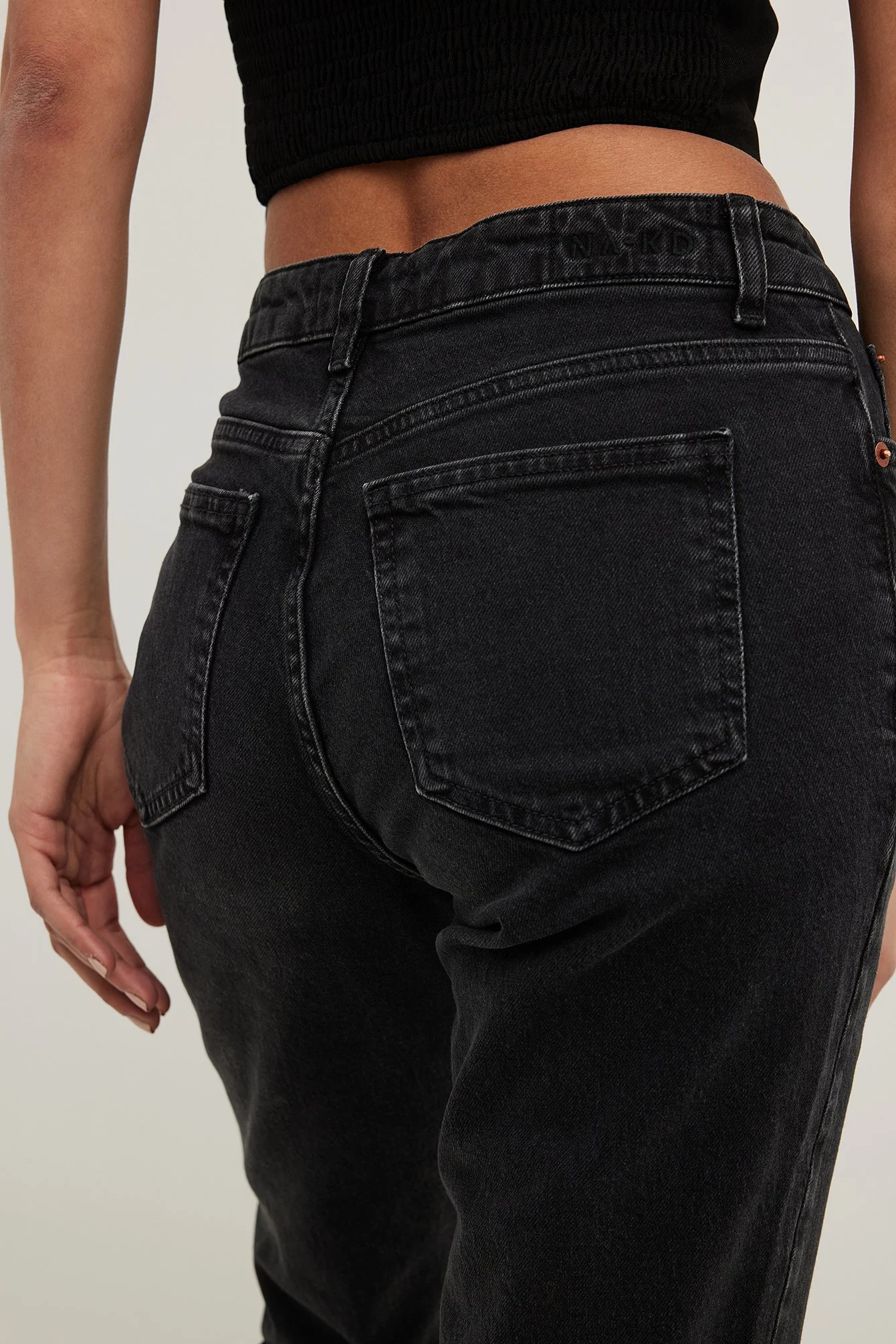 Schlanke Jeans mit mittlerer Taille