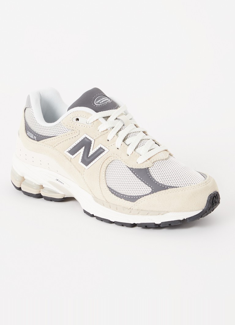 New Balance 2002R -verkkokankaiset lenkkarit mokkanahkaisilla yksityiskohdilla