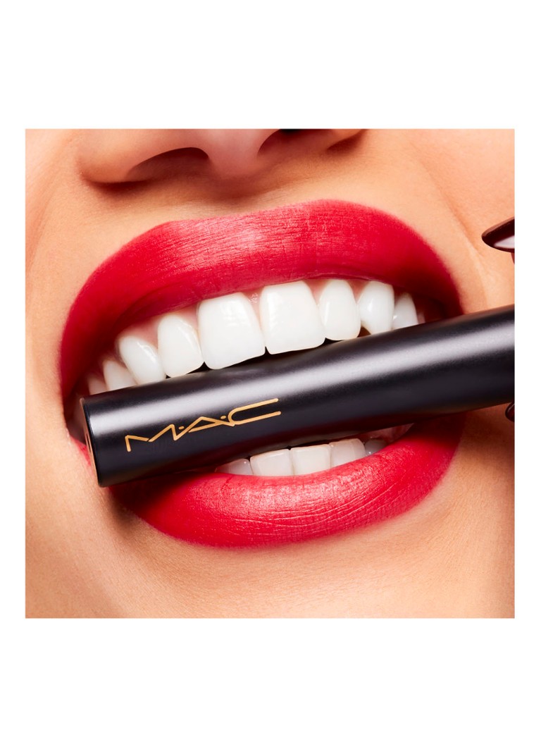 M·A·C Powder Kiss Velvet Blur Slim Stick - huulipuna