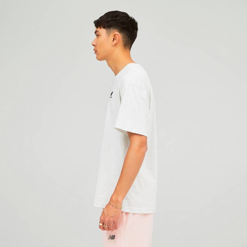 NEW BALANCE Essentials T-Shirt
