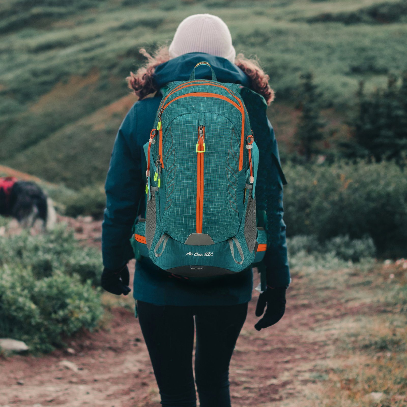 TAN.TOMI Wanderrucksack 38L Großer Wanderrucksack mit Rückenbelüftung, Wasserdicht (Einschließlich Regenschutz), mit Regenschutz für Outdoor Reisen Camping Trekking