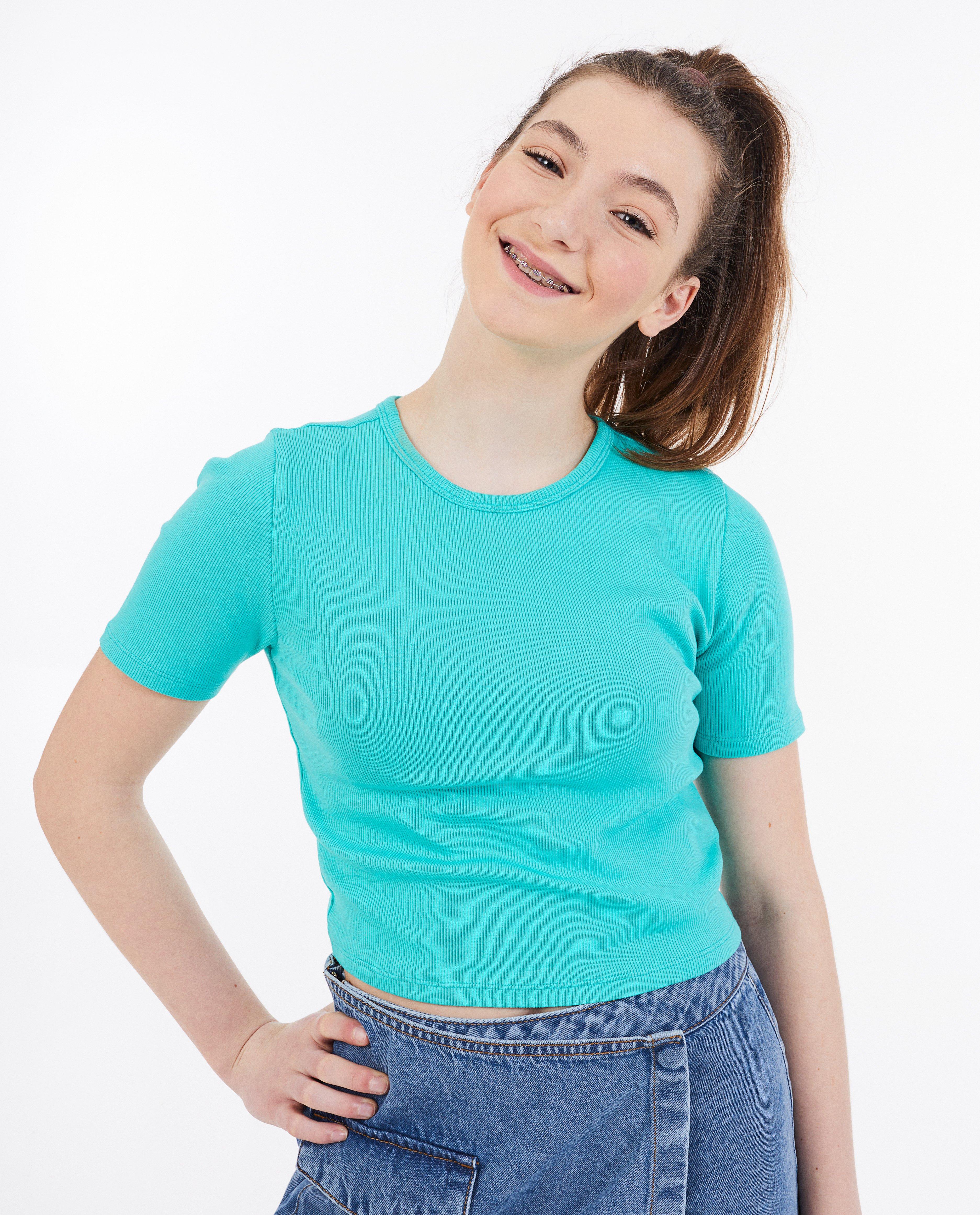Groggy T-shirt med fina ribbstickade detaljer, cropped fit blå