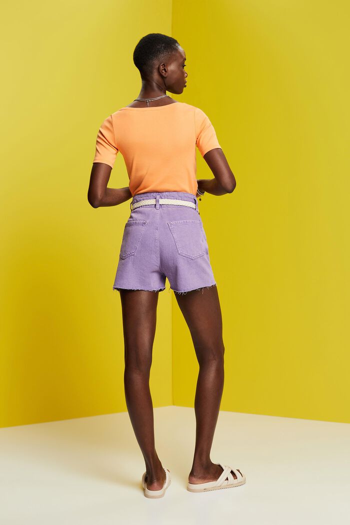 Jeansshorts in abgeschnittener Optik