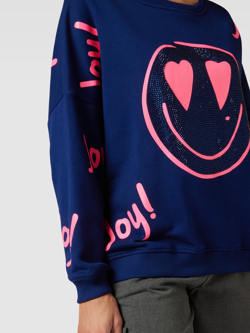 Sweatshirt mit Strasssteinbesatz Modell 'JOY' in marineblau