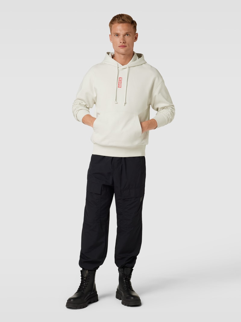 Hoodie mit Label-Detail Modell 'Diushi' in offwhite