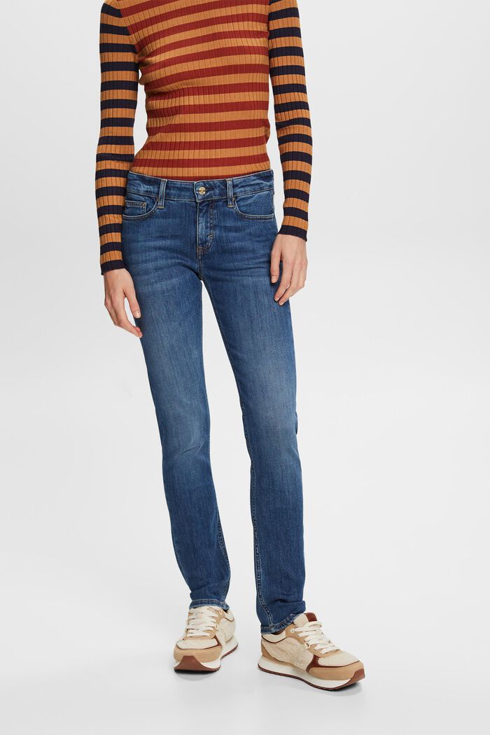 Schmal geschnittene Jeans mit mittelhohem Bund