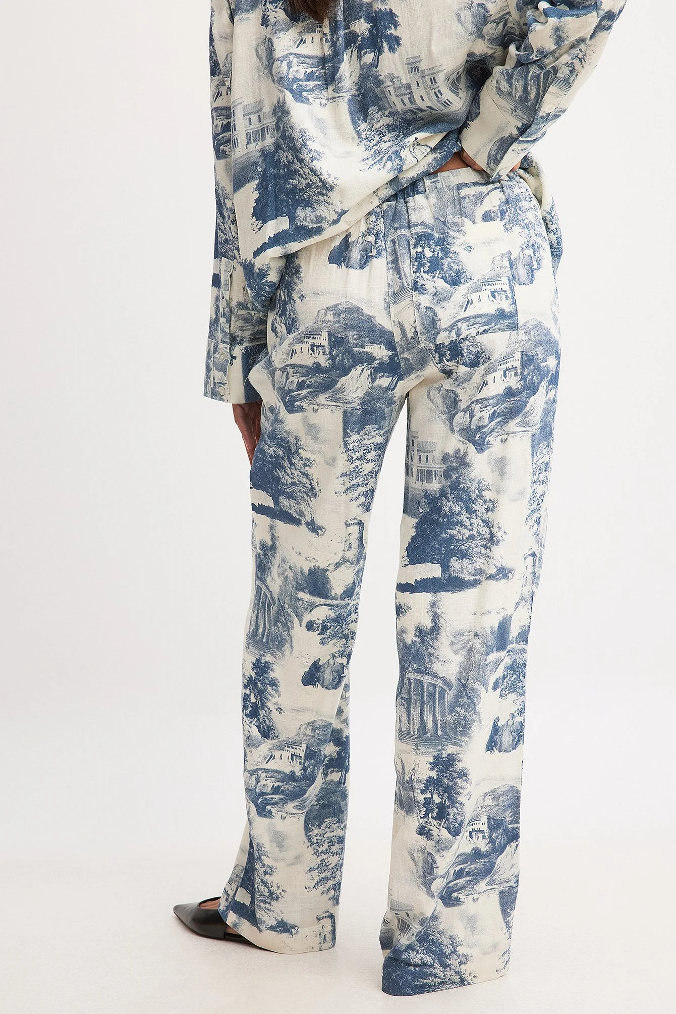 Hose aus Leinen-Mix mit halbhoher Taille und Kordelzug