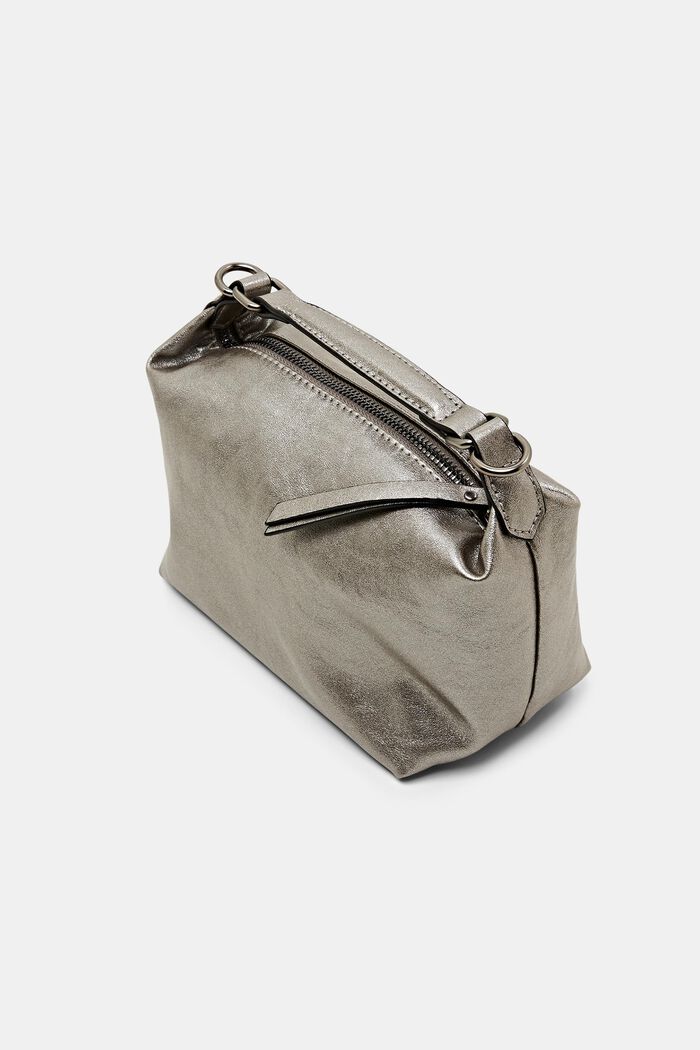 Tasche in Lederoptik im Metallic-Trend