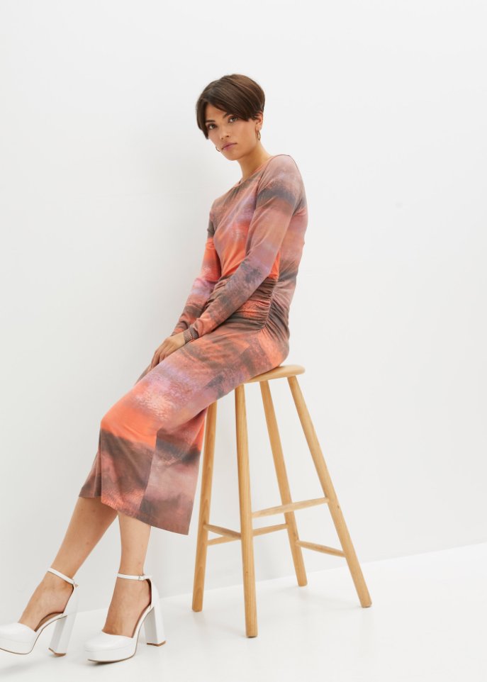 Shirtkleid mit seitlicher Raffung