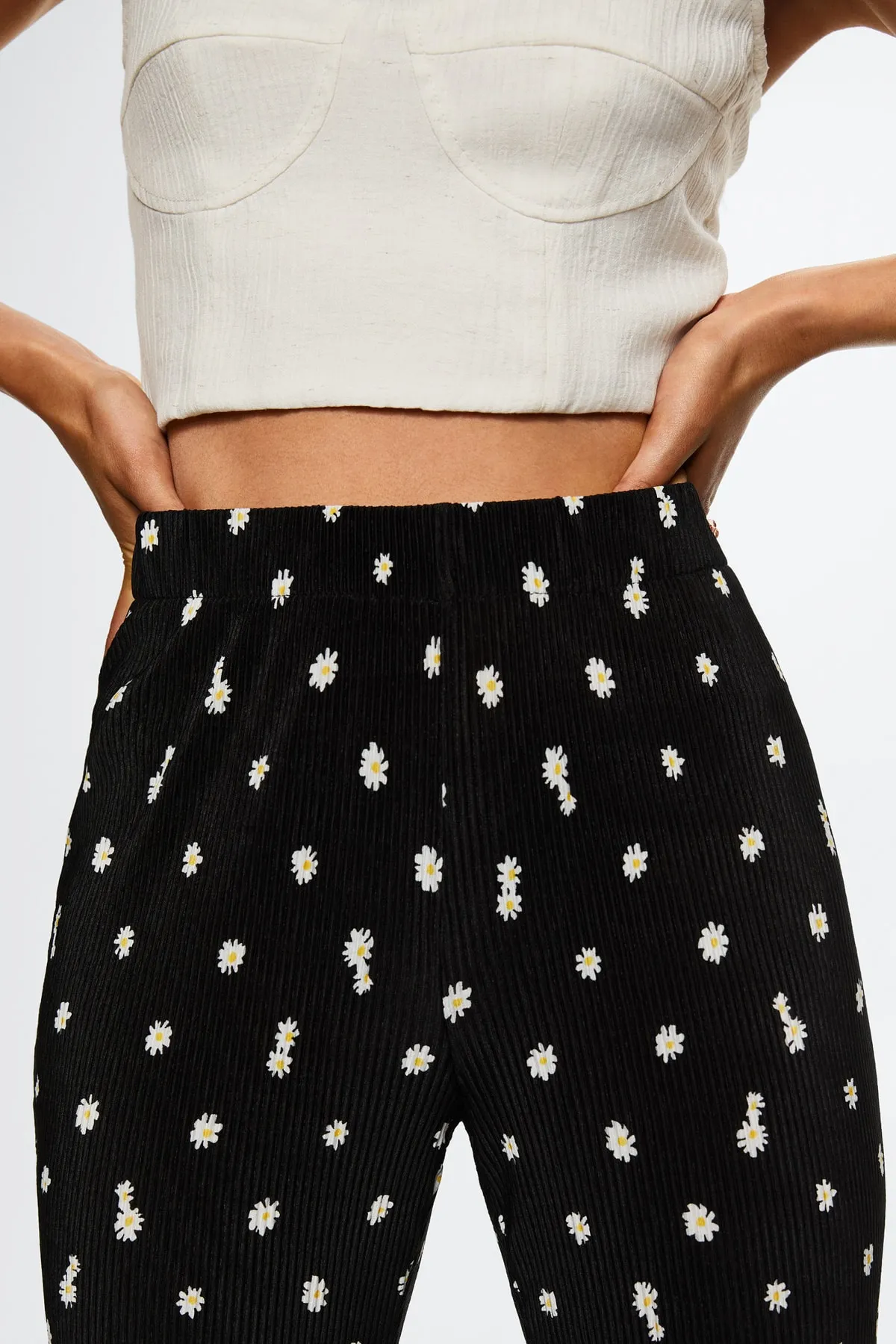 MANGO  Schwarze Damenhose 37082003