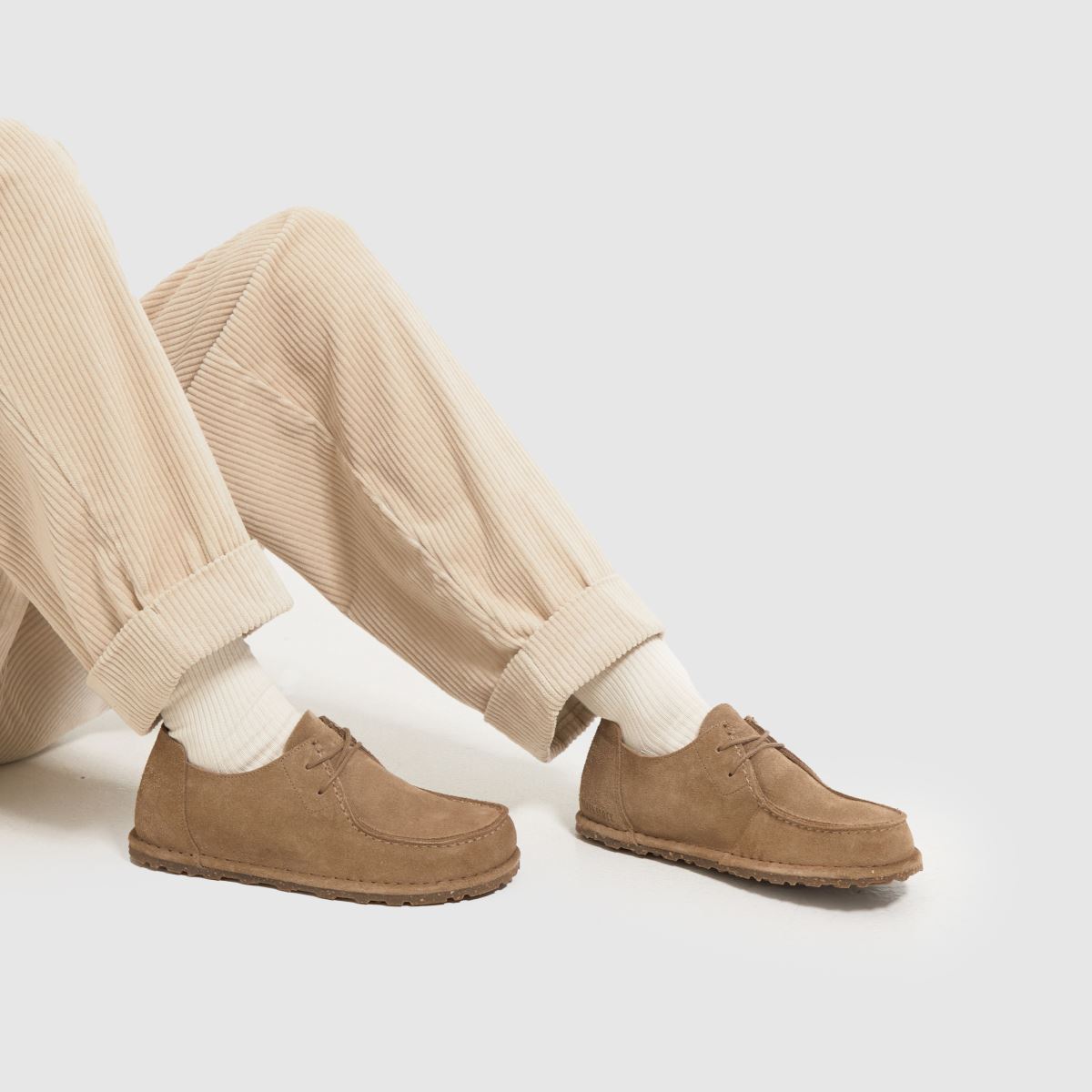 BIRKENSTOCK – Utti – Taupefärgade platta skor med spets