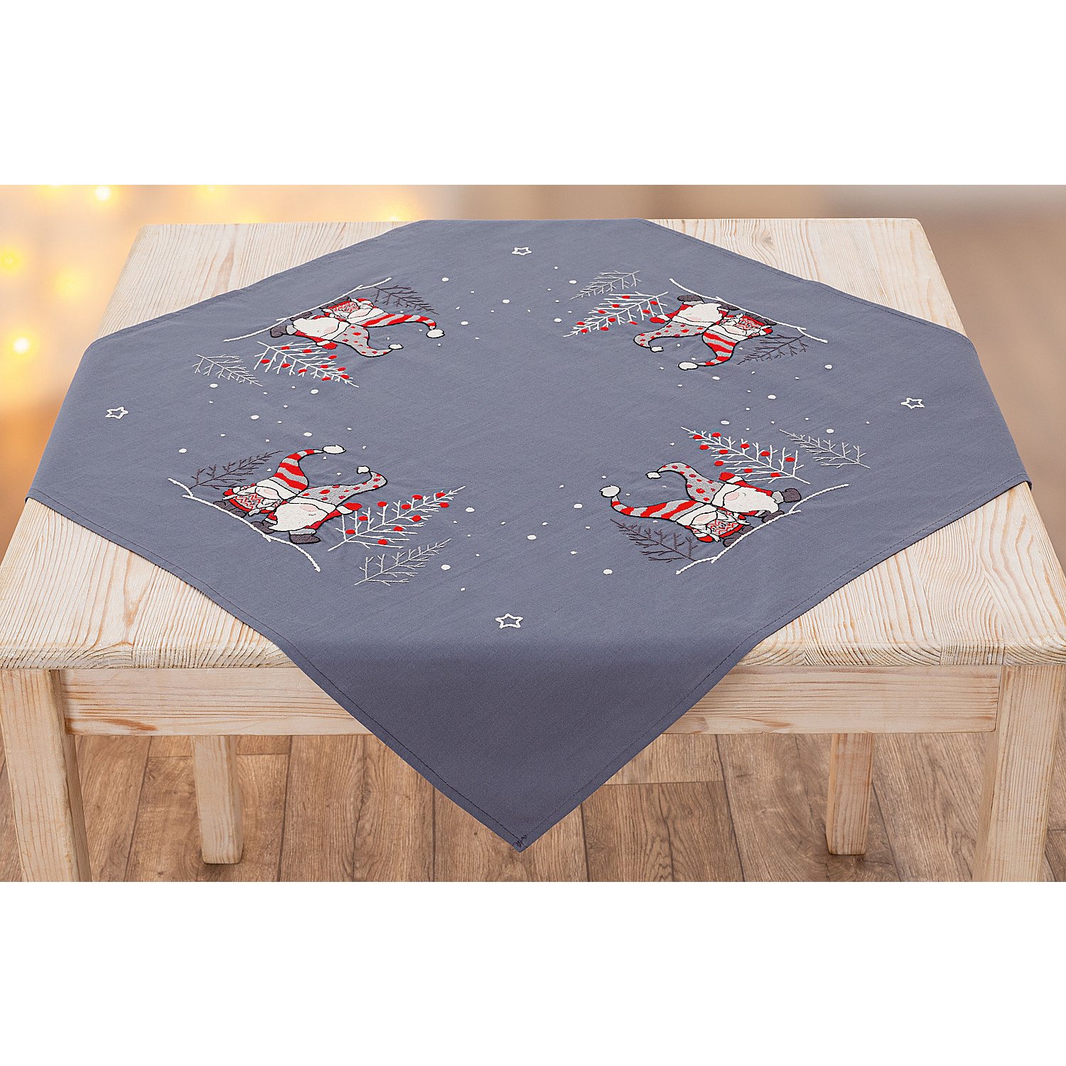 Stickmitteldecke 