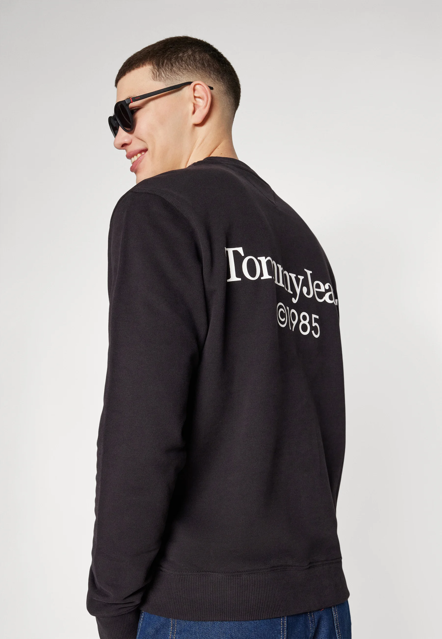 Sudadera Tommy Jeans ENTRY GRAPHIC CREW